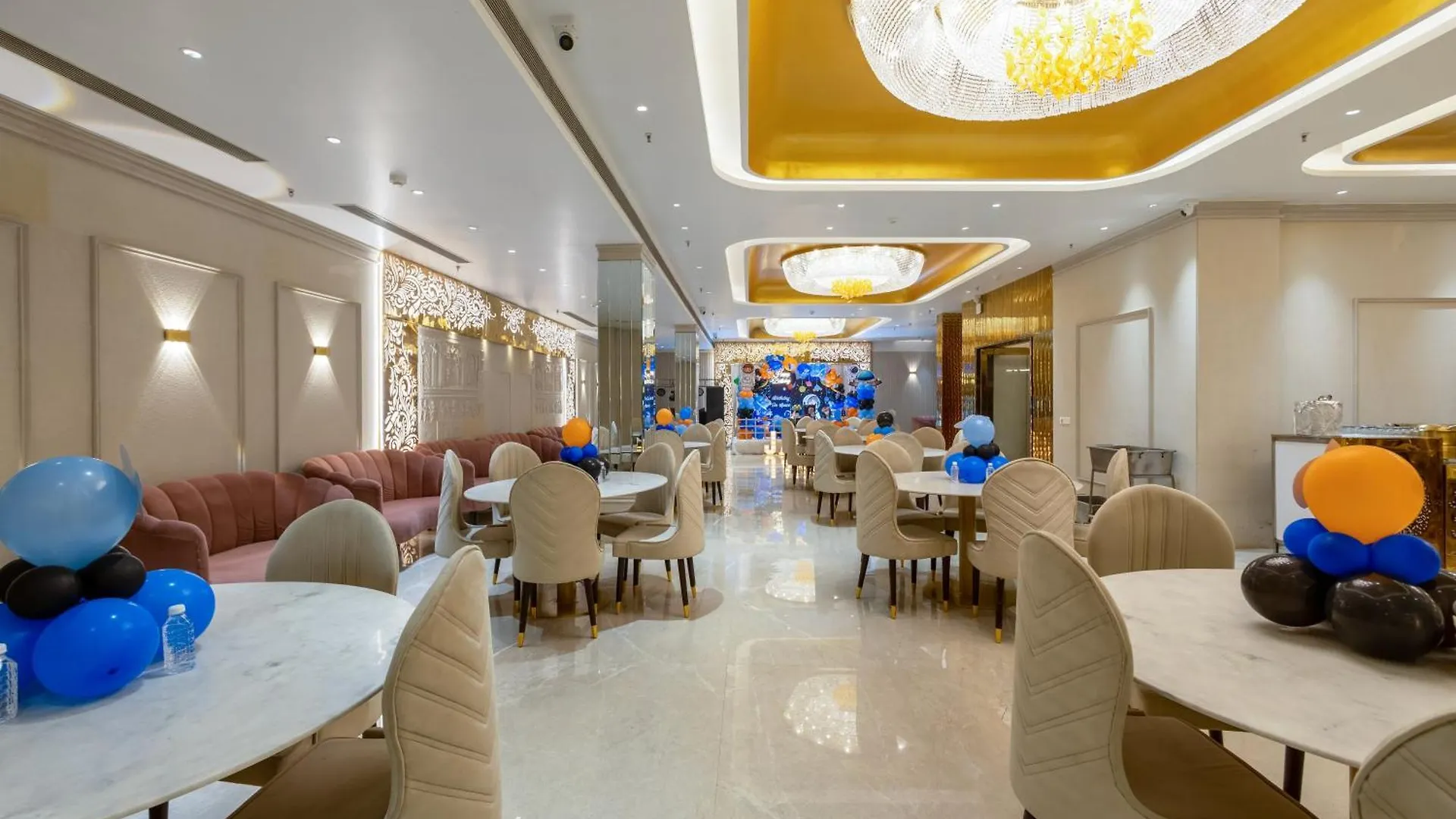 Aadat Hotel Near Artemis Hospital Gurgaon