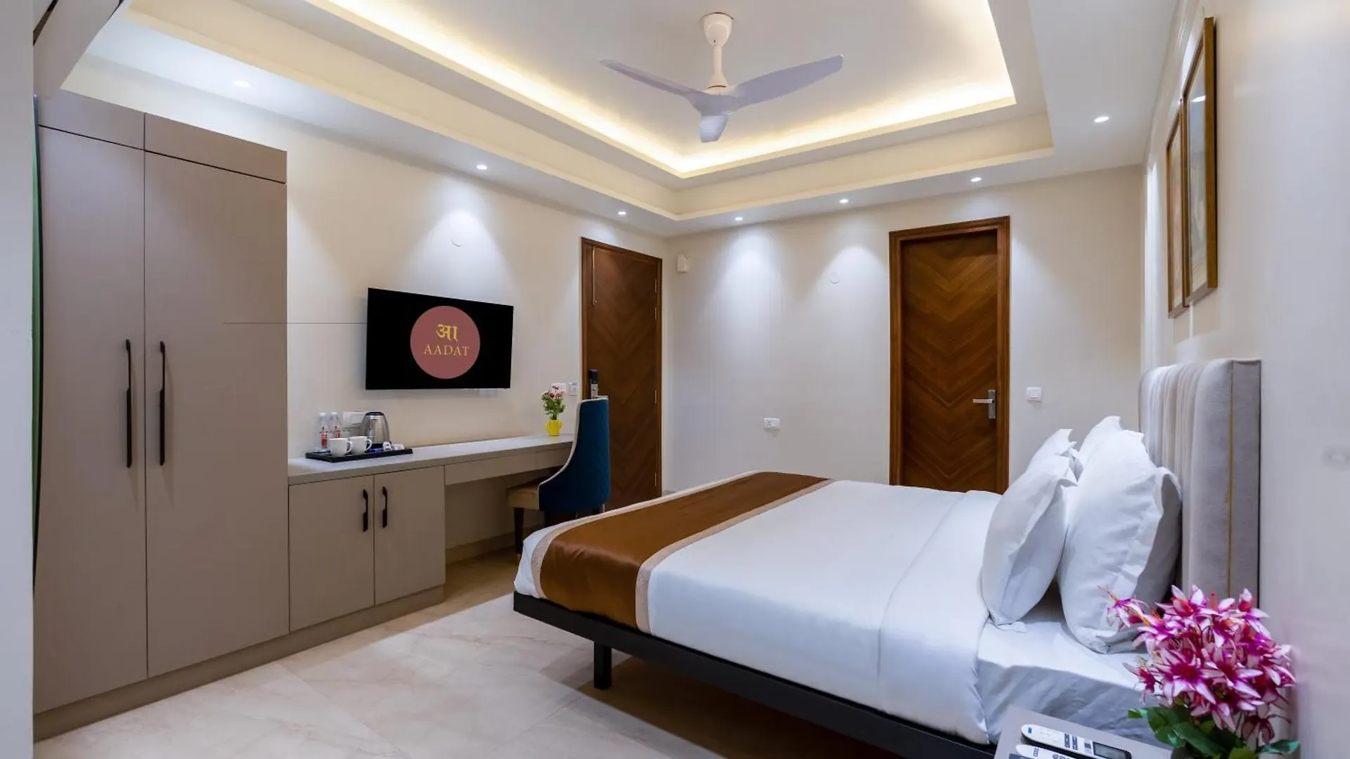 Aadat Hotel Near Artemis Hospital Gurgaon
