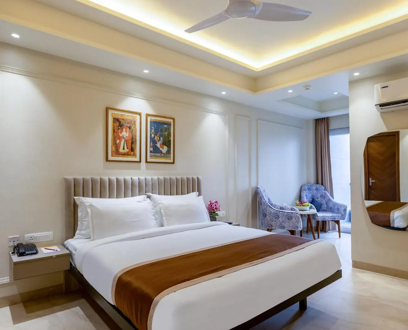 Aadat Hotel Near Artemis Hospital Gurgaon