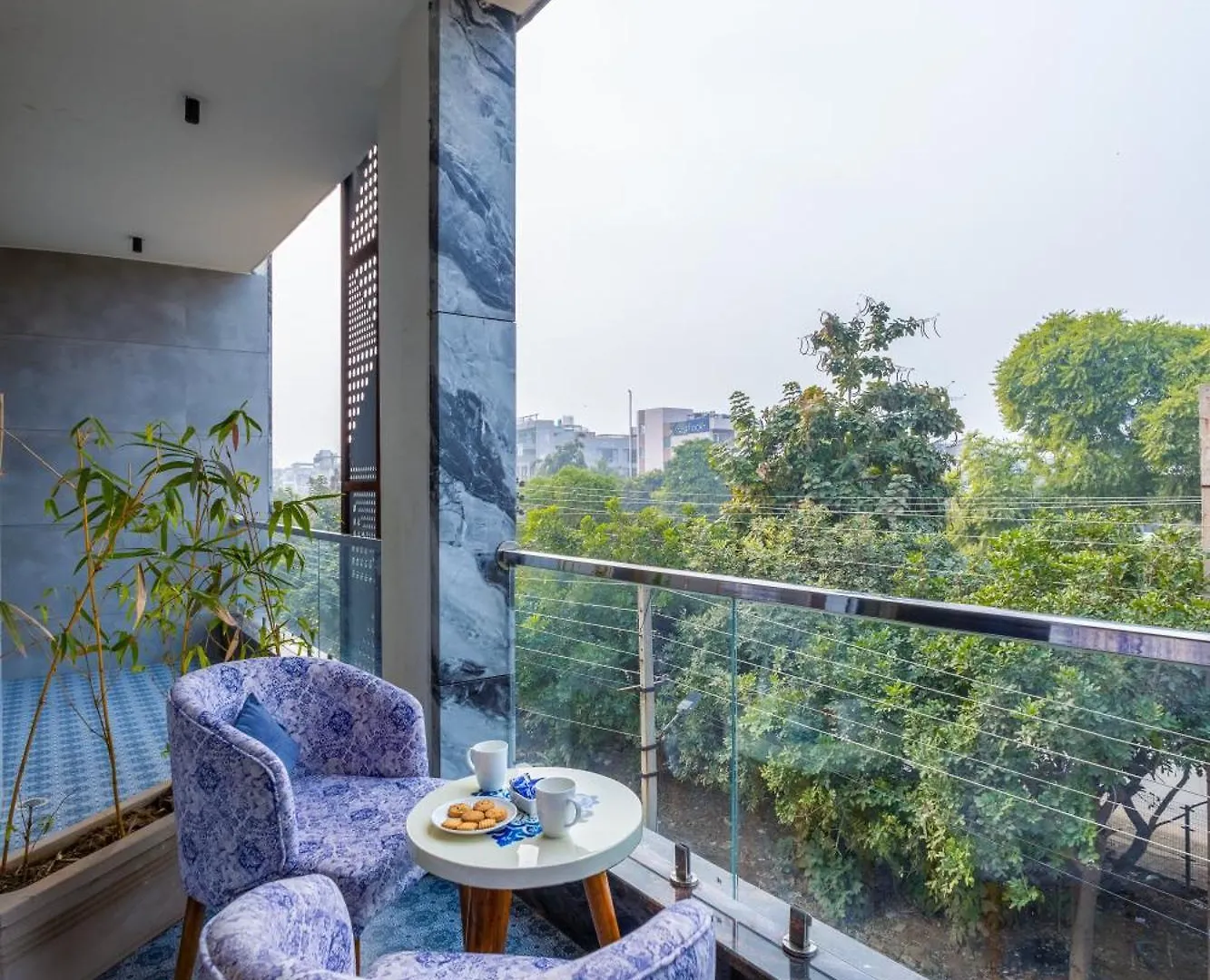 ***  Aadat Hotel Near Artemis Hospital Gurgaon Indien